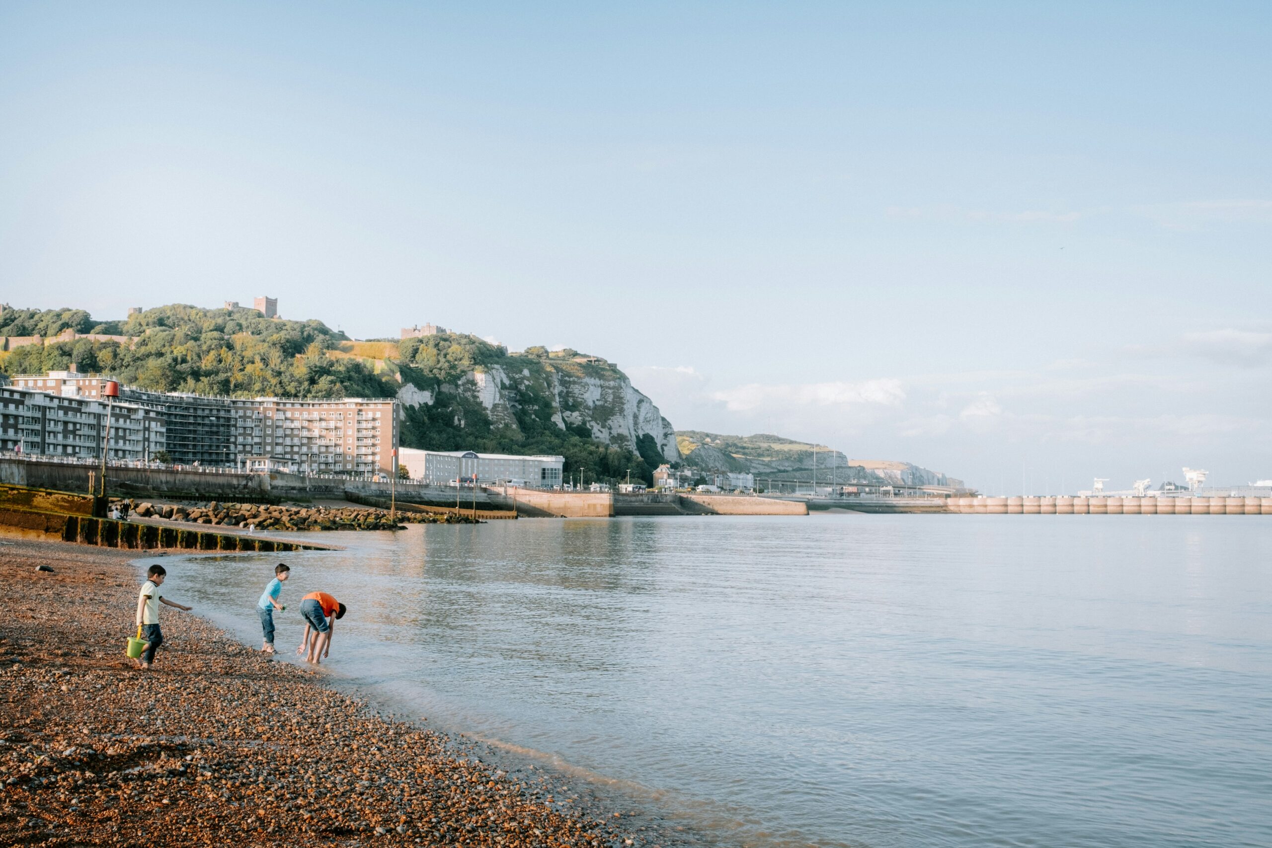 Editorial thumbnail for Trips and Tours article about UK staycations showing a family load