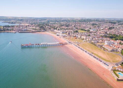 Top 10 Beaches in the UK for Families | Trips and Tours